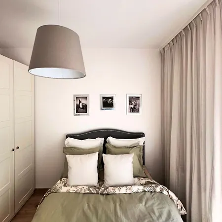 Piccola Pausa Z Darmowym Parkingiem!